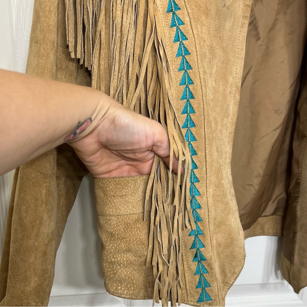 Vintage 80’s Pioneer Wear Fringe Suede Leather Tan Jacket Western Size S - Picture 10 of 15